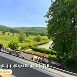 Hébergement de vacances Du Grand-duc, Au Coeur D'un Tiers-lieu
